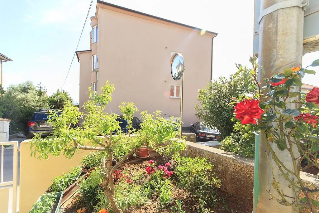 Apartments Lara Pula Croatia